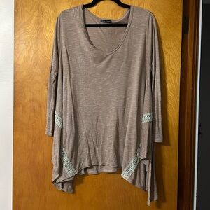 Lace detailed long sleeve